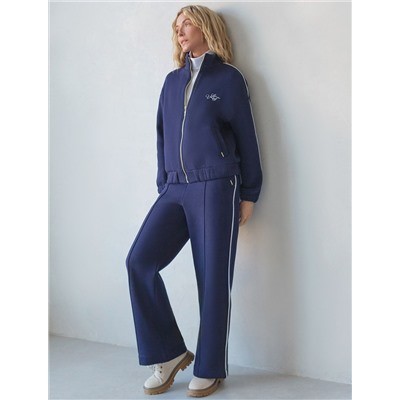 Теплые прямые брюки из эластичного футера трехнитки с начесом