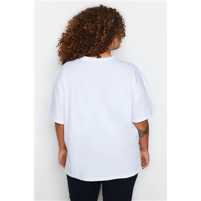 Beyaz Geniş Kalıp Bisiklet Yaka Baskılı %100 Pamuk Örme T-shirt TBBSS23AH00131