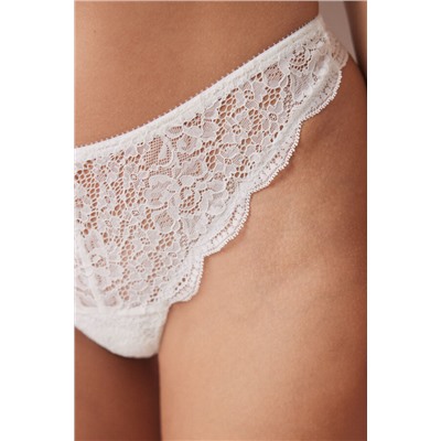 Tanga encaje blanco