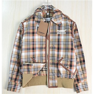 Классическая клетчатая куртка  Burberr*y