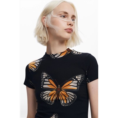 Camiseta manga corta mariposas