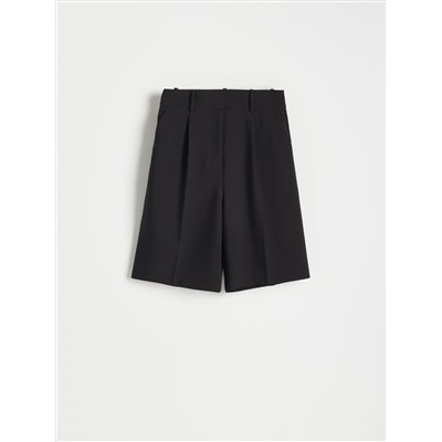 Bermuda-Shorts