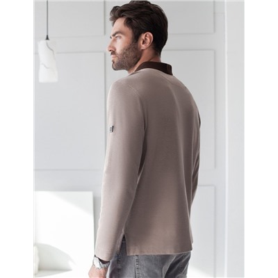 Лонгслив из мягкого фактурного трикотажа с плетеным воротником поло на молнии