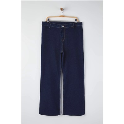 Koyu Mavi Yüksek Bel Paçası Kesikli Straight Fit Denim Büyük Beden Jeans TBBAW26CJ00033
