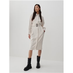 Kleid mit Gürtel