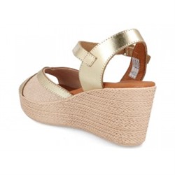 5509 - DIGO DIGO
                SANDALIAS DE CUÑA