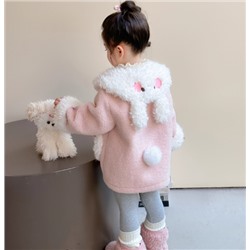 Пушистая курточка для девочек