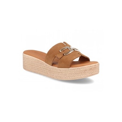 205 - BDA
                SANDALIAS DE PLATAFORMA