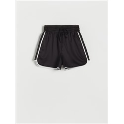 Shorts aus Recyclingmaterial