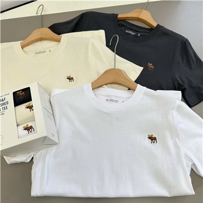 Набор из 3-х базовых мужских футболок Abercrombie & Fitch 🤍  по шикарной цене   В официальном магазине они почти в 3 раза дороже  Экспорт