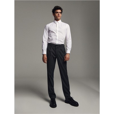 Loose fit trousers