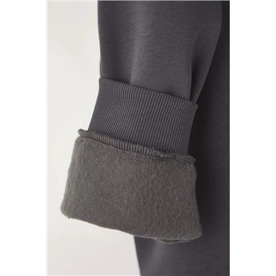 Antrasit Oversize/Bol Kesim Basic Bisiklet Yaka Kalın/İçi polarlı Örme Sweatshirt TBBAW25AO00008