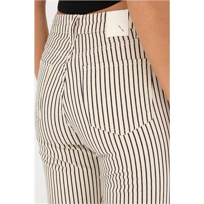 Kadın Beyaz Çizgili Straight Fit Jean Pantolon