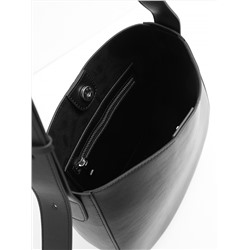 iv823 black