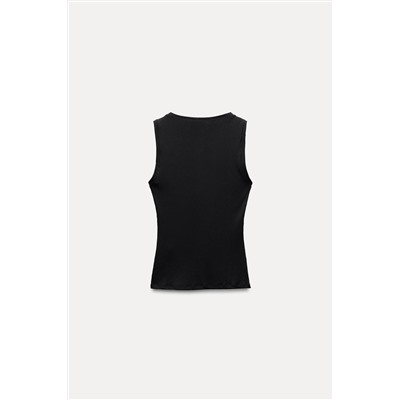 BUTTONED RIBBED T-SHIRT
