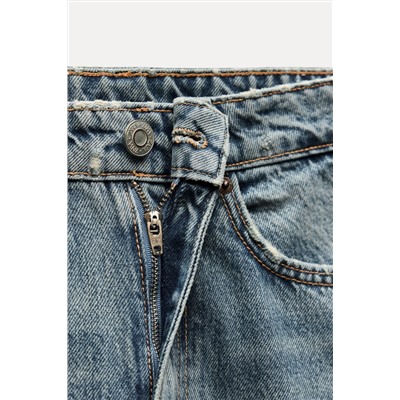 TRF MOM FIT HIGH-WAIST JEANS