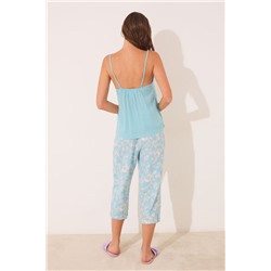Set de camiseta, pantalón y bata