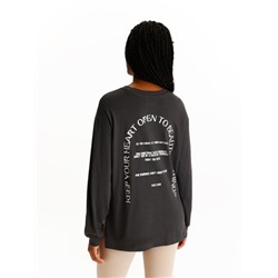 Long sleeve t-shirt