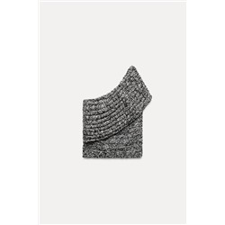 ASYMMETRIC KNIT TOP