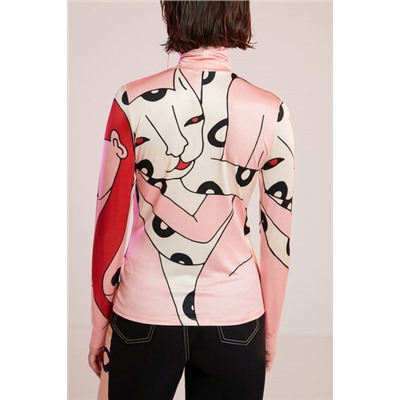 Camiseta slim cuello alto