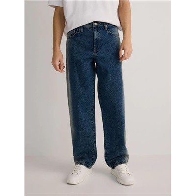 Baggy-Jeans mit Wascheffekt