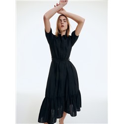 Kleid mit Lochmuster