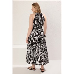 Siyah Halter Yaka Animal Desenli Midi Dokuma Büyük Beden Elbise TBBSS25AH00019