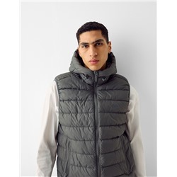 Lightweight puffer gilet with hood
