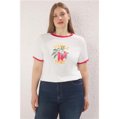 Kırmızı Boyfriend Fit Basklı Yıkamalı %100 Pamuk Büyük Beden Örme T-Shirt TBBSS25BF00055