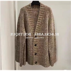 Тёплый женский кардиган в двух трендовых цветах