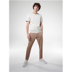 Hose im Slim-Fit mit elastischem Bund