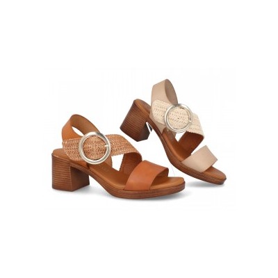 68654 - BDA
                SANDALIAS DE TACÓN