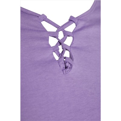 Lila Yaka Detaylı Boyfriend Fit %100 Pamuk Örme Büyük Beden T-Shirt TBBSS22TS1027