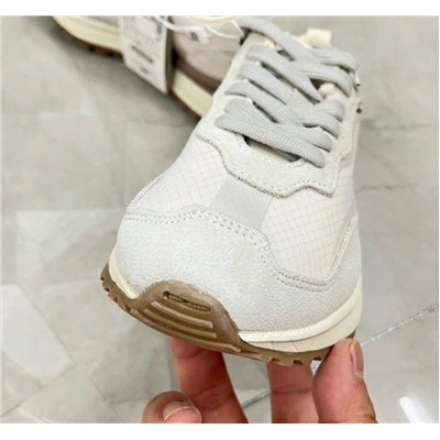 кроссовки Zara