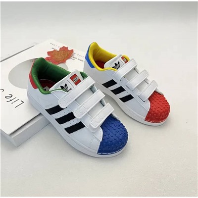 Детские кеды Adida*s Lego   Материал: натуральная кожа  Мягкие, лёгкие, удобные