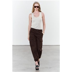 SLEEVELESS RIBBED TOP