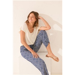 Pantalón Capri estampado sello