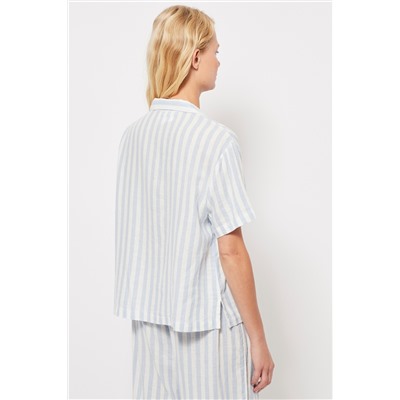 Camisa Azul claro y blanco