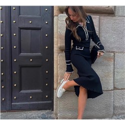 Девочки шикарное платье😍 очень красивое 😍все как на фото  Качество 🔥💣💥 Подчеркивает вашу фигуру 🥰 Ну прямо мёд 🍯 медятина 🤣