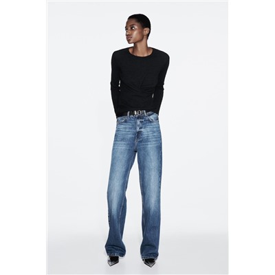 TEXTURED TOP WITH GATHERED DETAIL