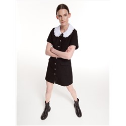 Kleid aus Strukturstoff