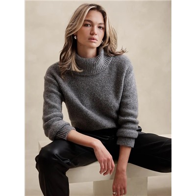 OVERSIZED TURTLENECK SWEATER