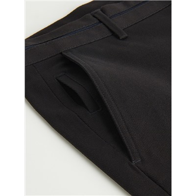 Chinohose mit hohem Baumwollanteil