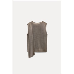 KNIT TOP WITH GOLDEN APPLIQUÉ