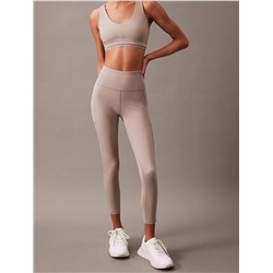 Performance Embrace Super High Waist 7/8 Leggings