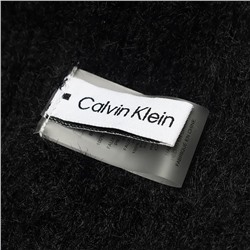 Шапка с помпоном Calvi*n Klei*n
