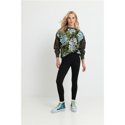 Leggings transparencias laterales