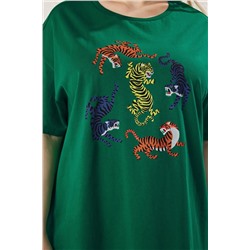 Yeşil Bisiklet Yaka Leopar Baskılı %100 Pamuk Örme Büyük Beden T-shirt Elbise TBBSS23AH00163