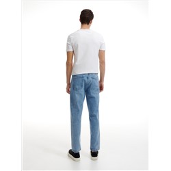 Jeans im Carrot-Fit mit kurzem Bein