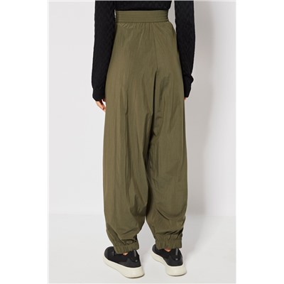 Pantalón casual Kaki